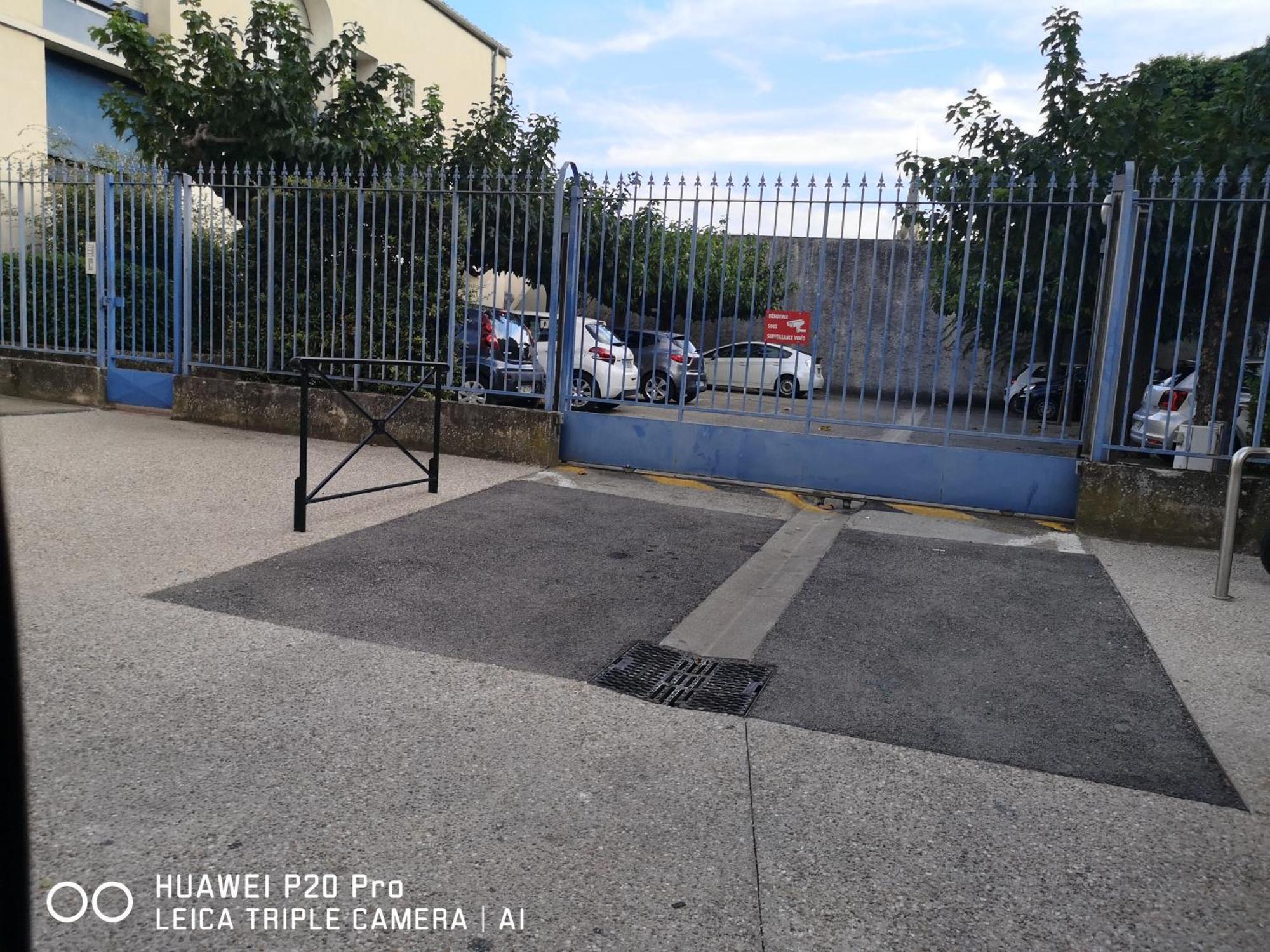 Le Pandora, Proche Tour Magne, Parking Et Terrasse Apartment Nimes Exterior photo